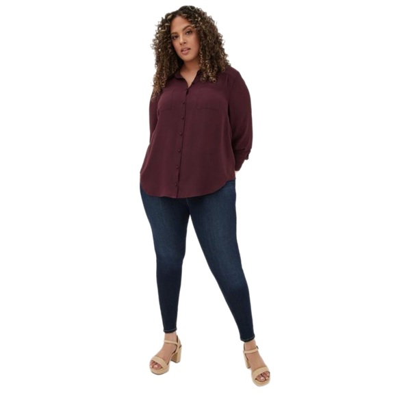 👚 TORRID || Madison Georgette Button-Up Long-Sleeve Shirt- - Picture 2 of 5